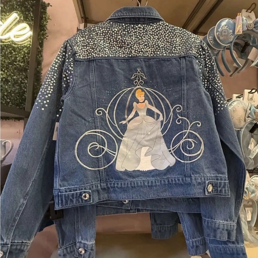 Medium 2025 Cinderella 75th Anniversary Disney Parks Denim Jacket Sequin Sparkle